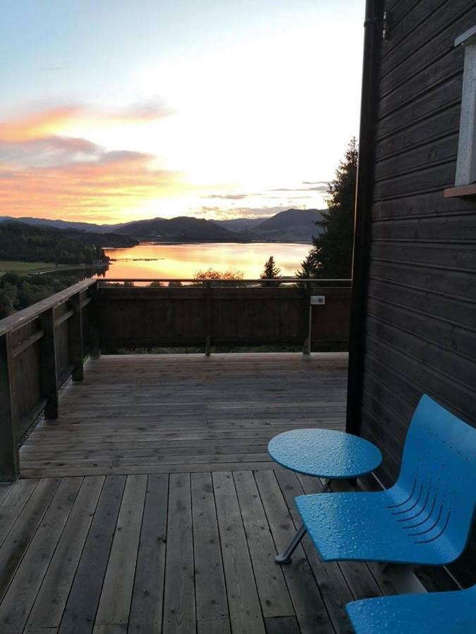 Appartement Yttervik Gard à Steinkjer Extérieur photo