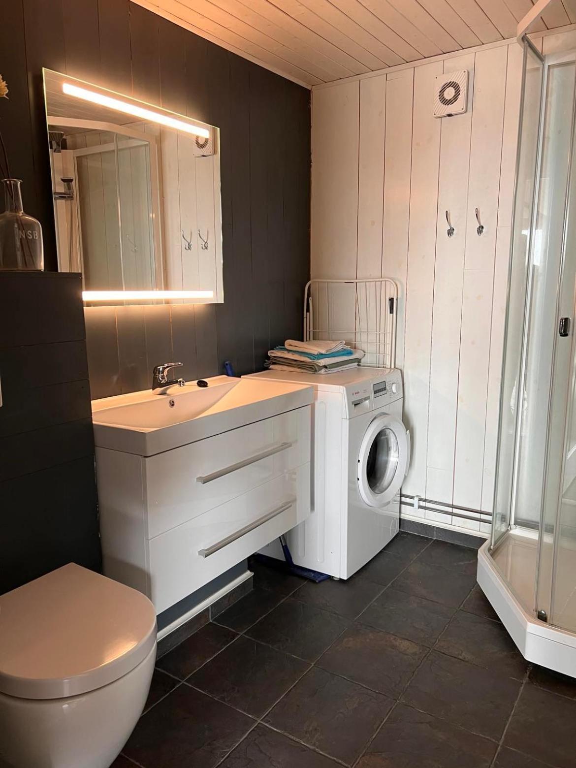 Appartement Yttervik Gard à Steinkjer Extérieur photo